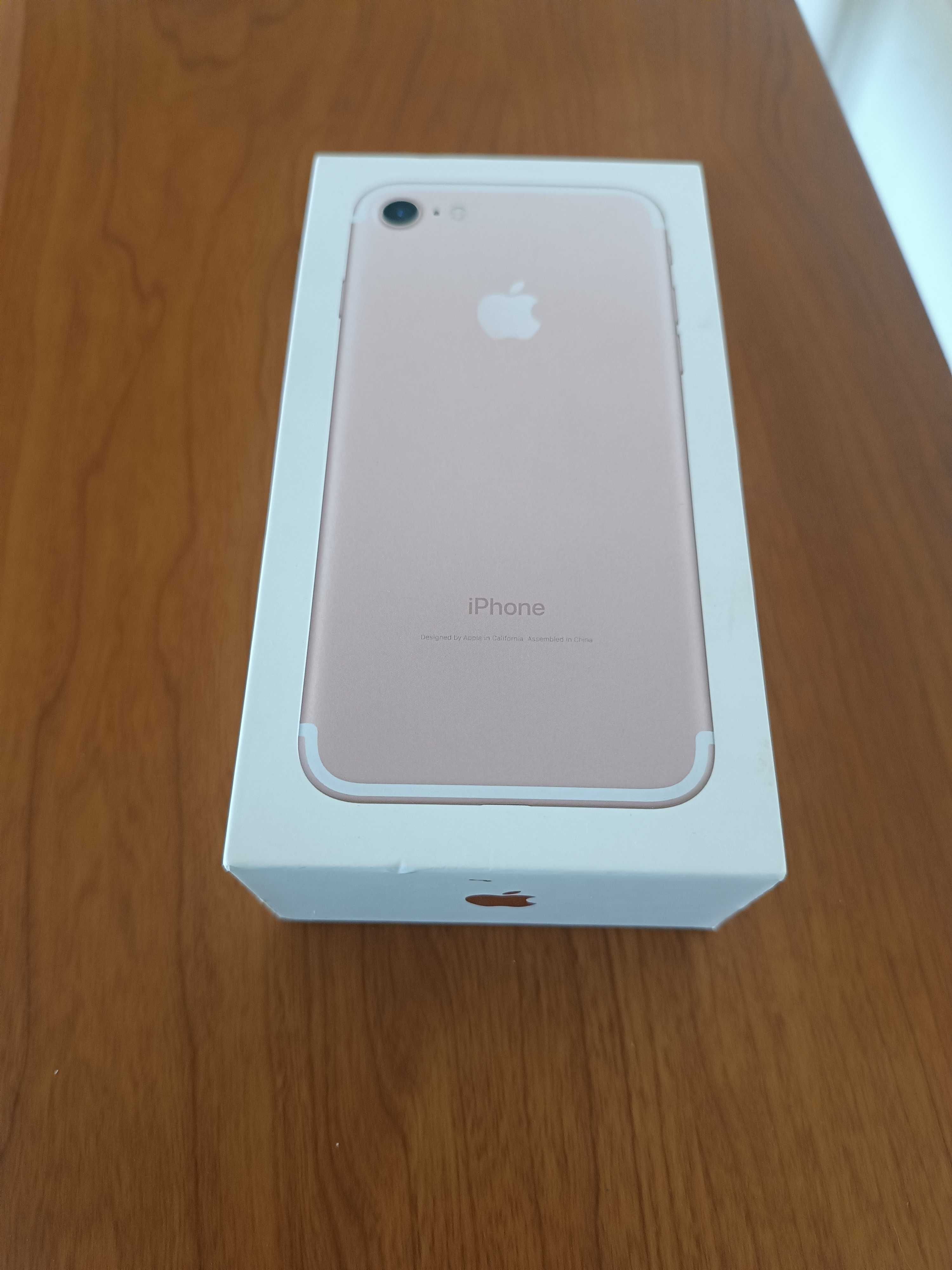 iPhone 7 ,128 GB , бял