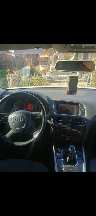 Vând Audi Q5 motor 2 diesel