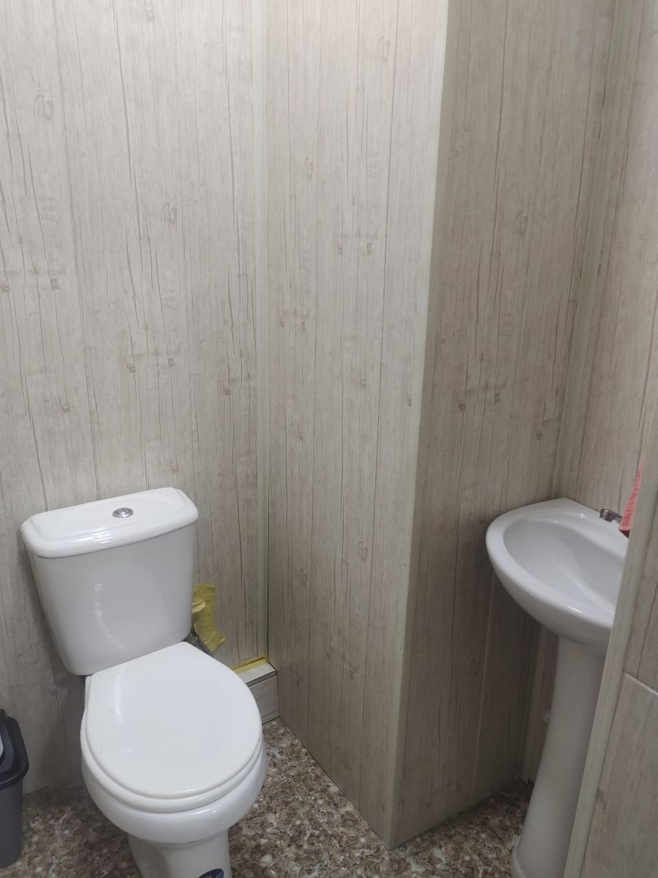 Sotiladi uy srochna bek barka domlari