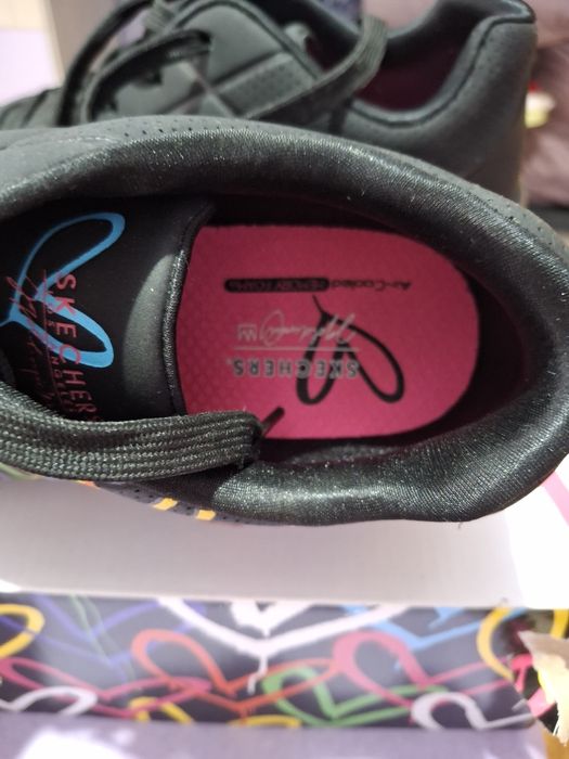 Маратонки Skechers