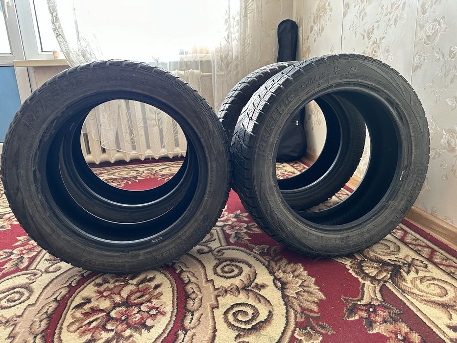 Продам шины зима лепучка