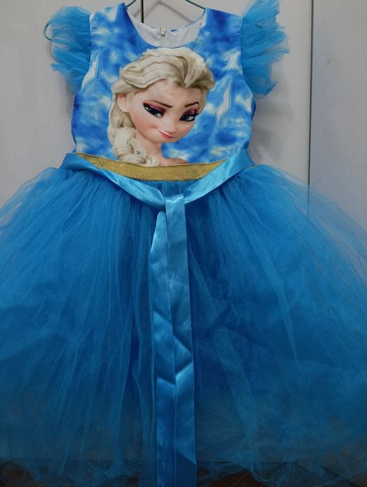 Платье на девочку