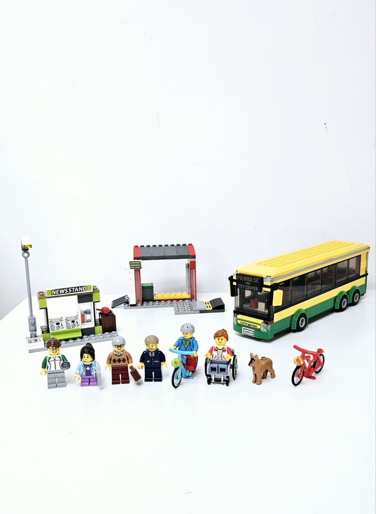 Lego City 60154 - Bus Station (2017)