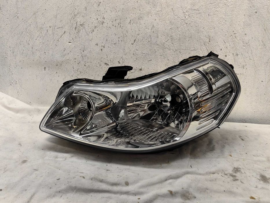 Фар сузуки  Suzuki SX4