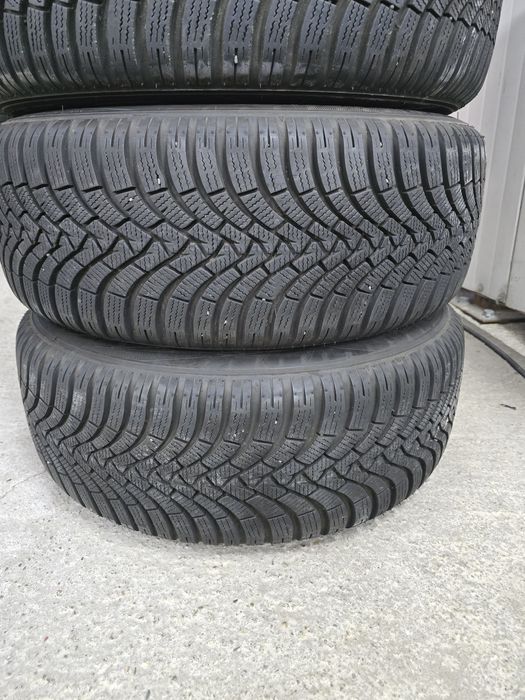 4 Броя 225/55/17 Falken 2x8,5mm 2x7,5mm 22dot
