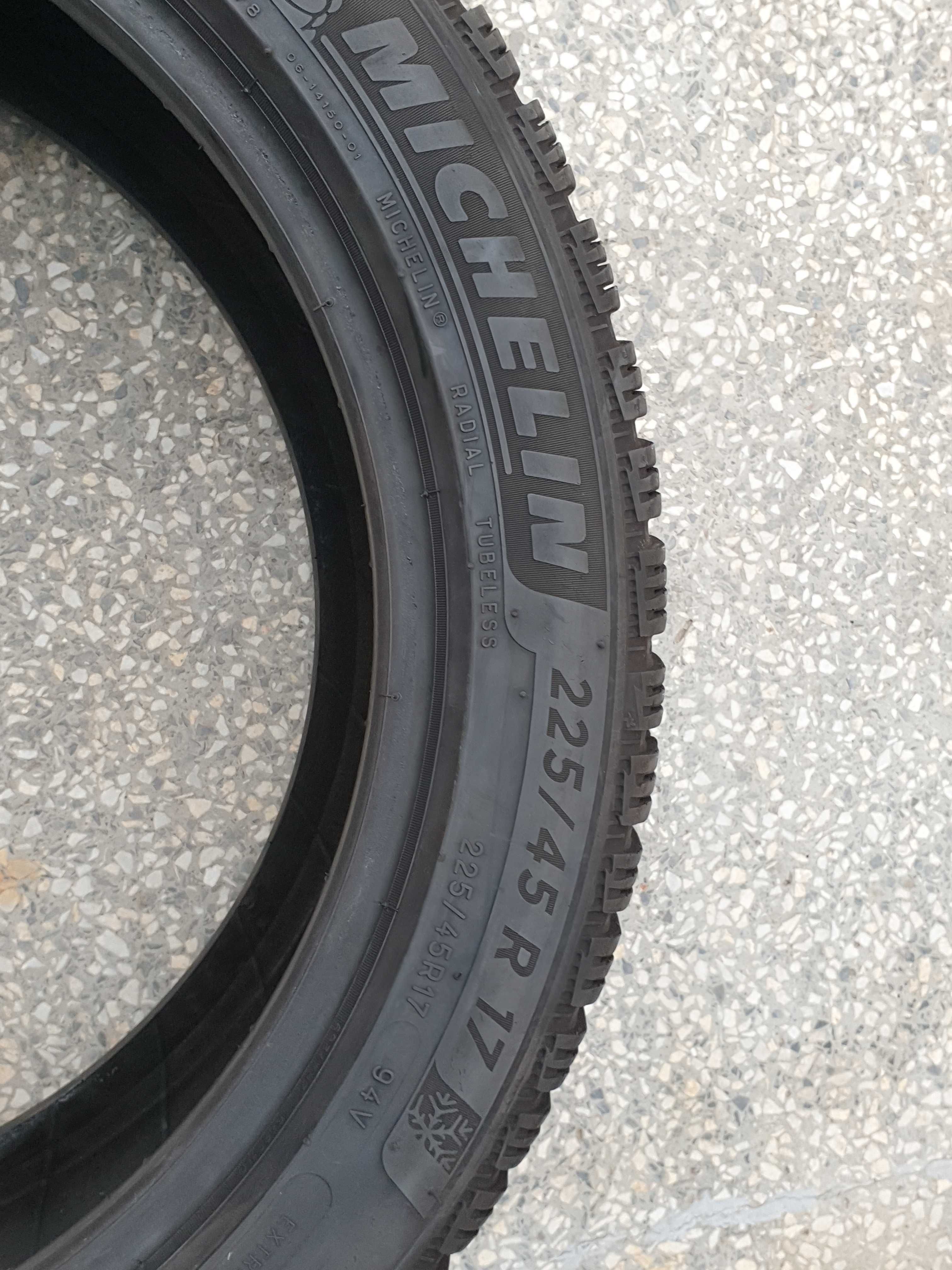 2 броя зимни гуми MICHELIN ALPIN 6 225/45 R17 94V.