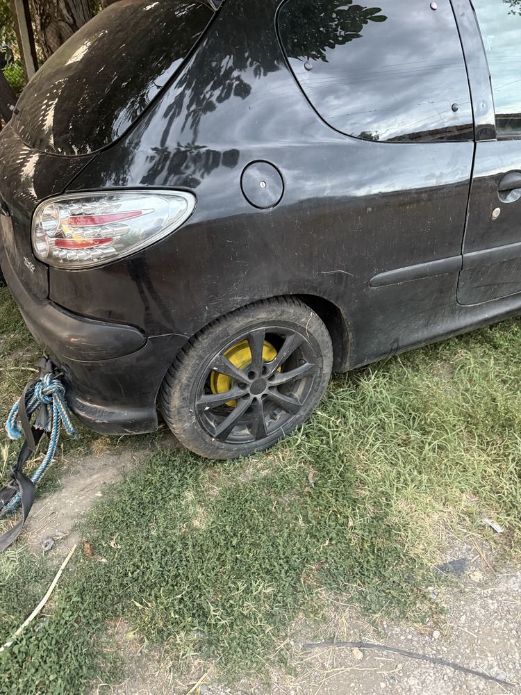 Peugeot 206 2.0HDI 90HP само на части