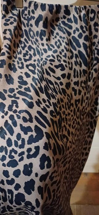 Макси пола леопардов принт, сатенена, марка Reserved