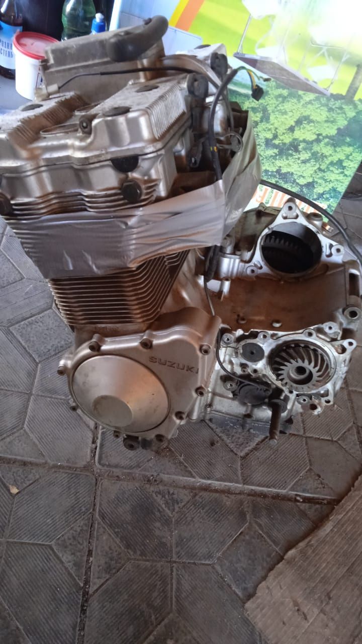 Двигатель Suzuki GSX1100G (Кардан) контрактный с Германии.
