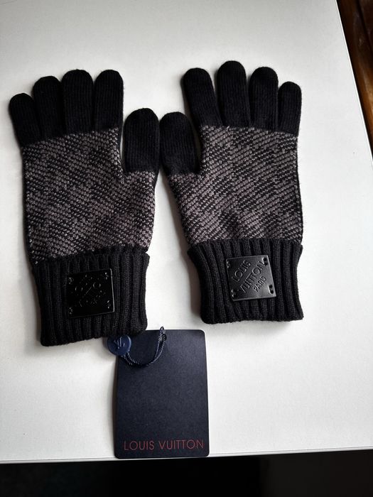 Manusi Louis Vuitton din Cașmir