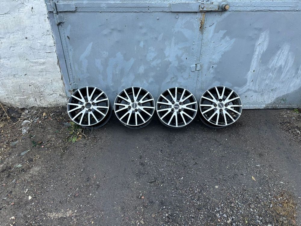 Продам диски 4х100 радиус 14