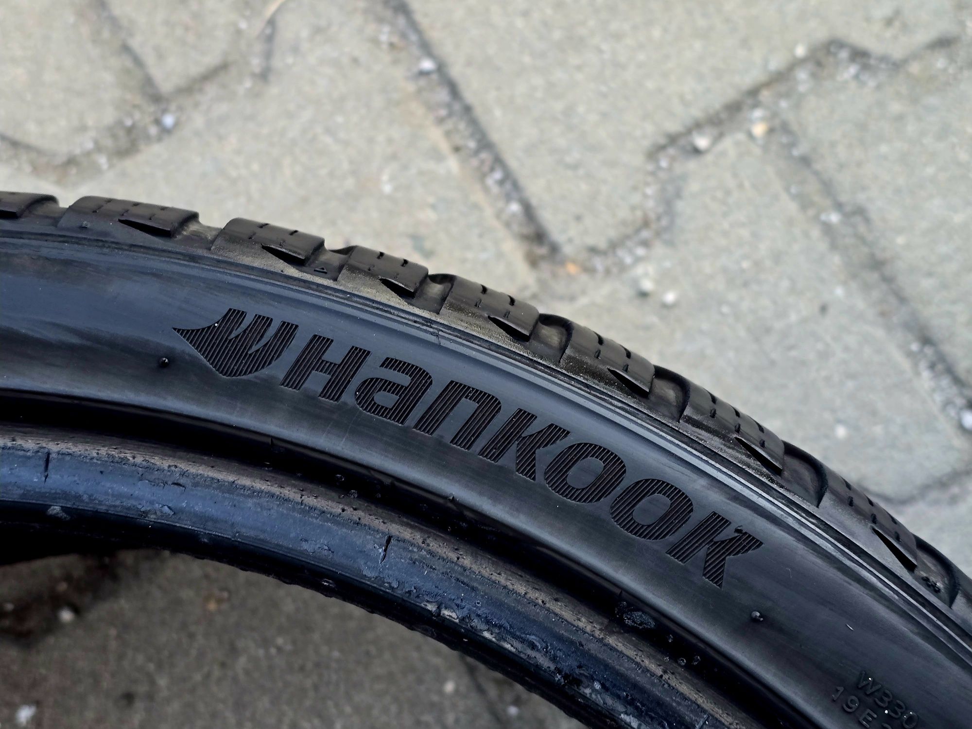 275 30 20  Hankook
