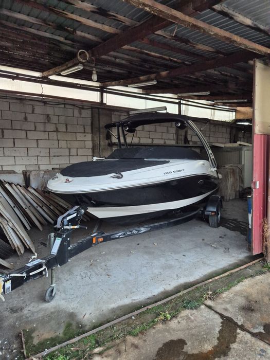 Barca Sea Ray 185 sport- posibilitate plata in rate