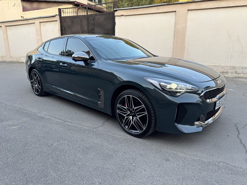 Kia Stinger 3.3T. 2023, 38.000KM.