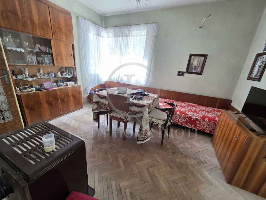 Реф. 2990 Тристаен Монолит Градската Градина / Партерна Стая / Двор