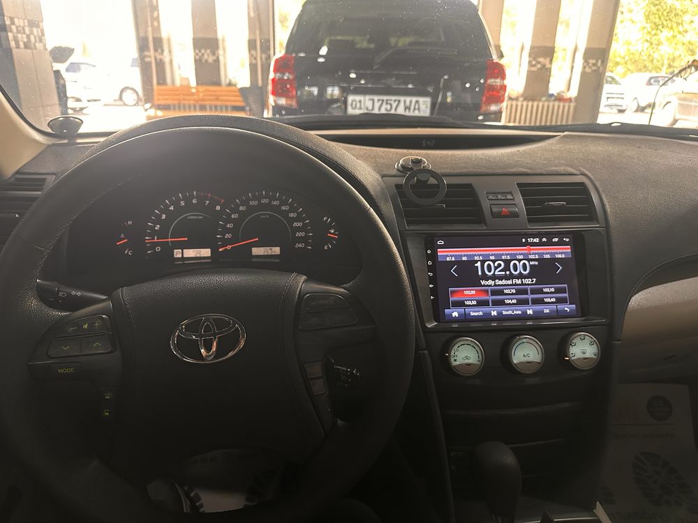 Продается Toyora Camry 2006 год
