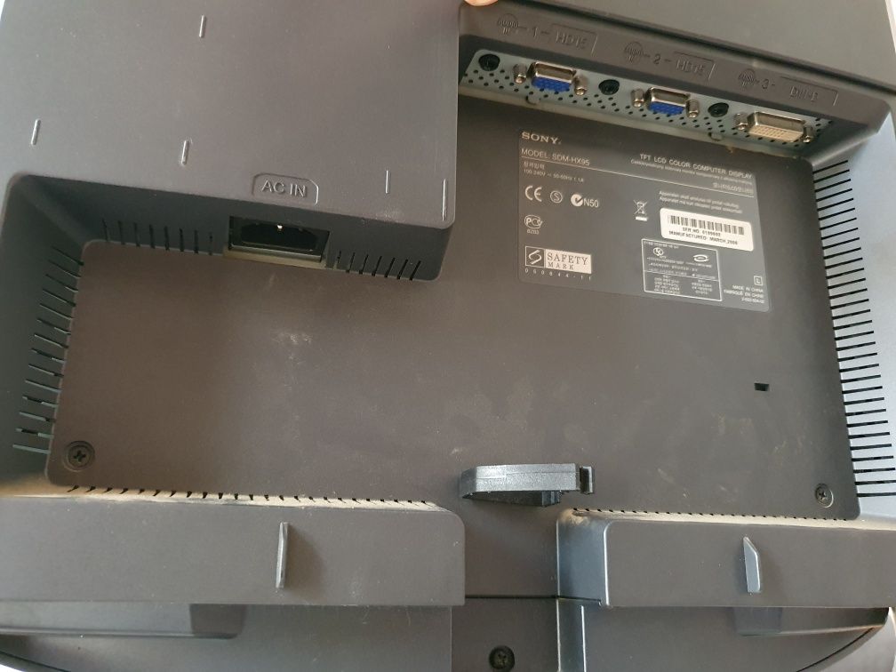 Монитор LCD Sony