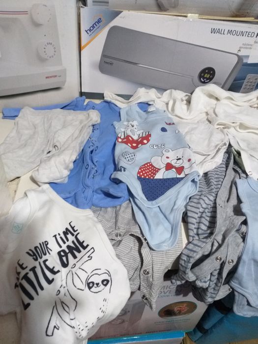 Lot 30 articole Haine Nr 60 -80 60 lei