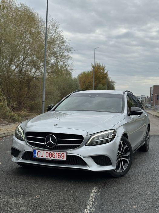 Mercedes-Benz C220/Automat/DigitalCockpit/Istoric