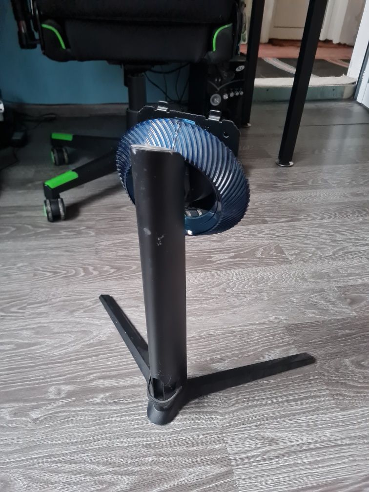 Стойка за монитор Samsung Oddysey G5 240hz