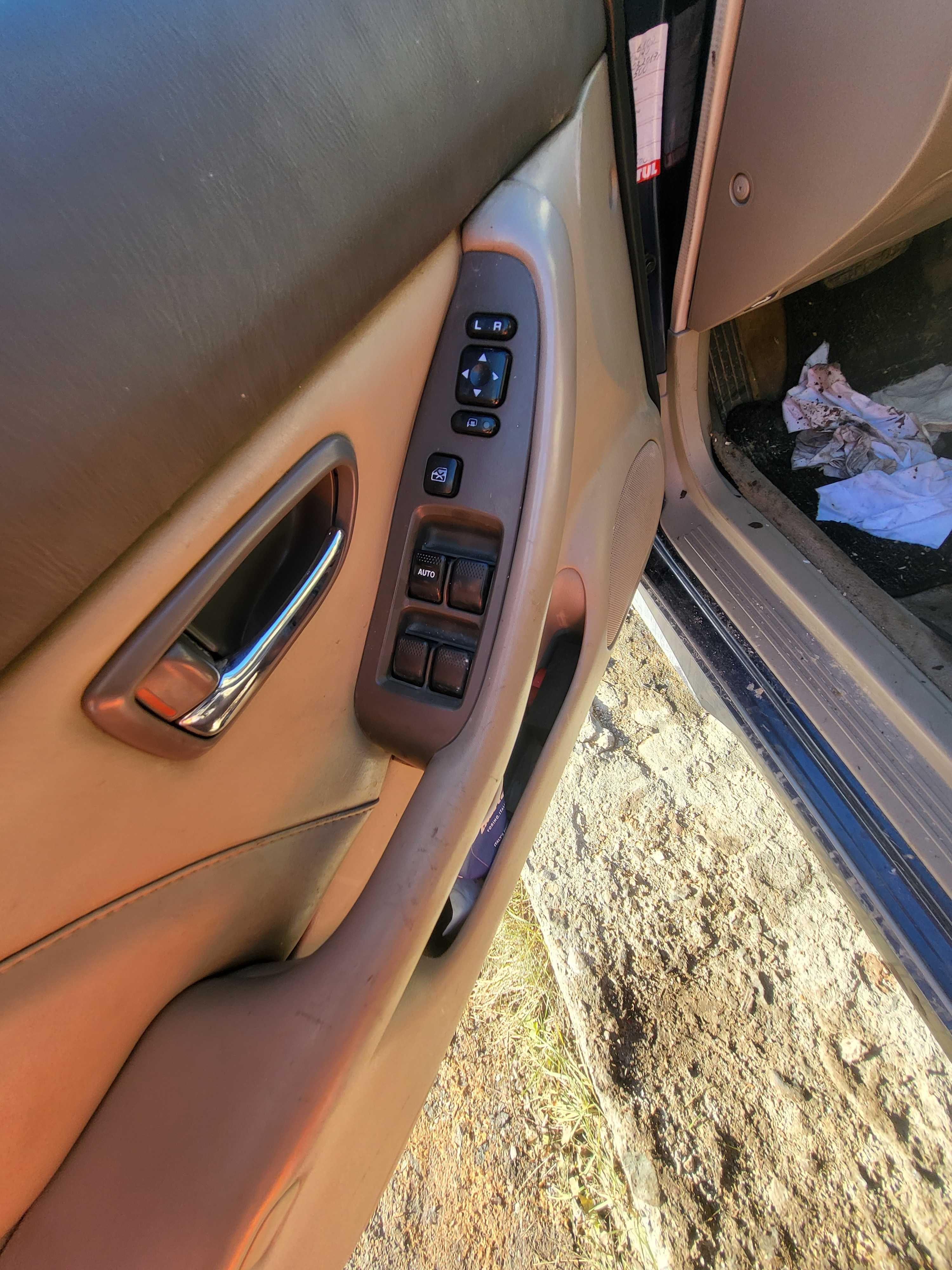 Subaru Outback 3.0 бензин,за части