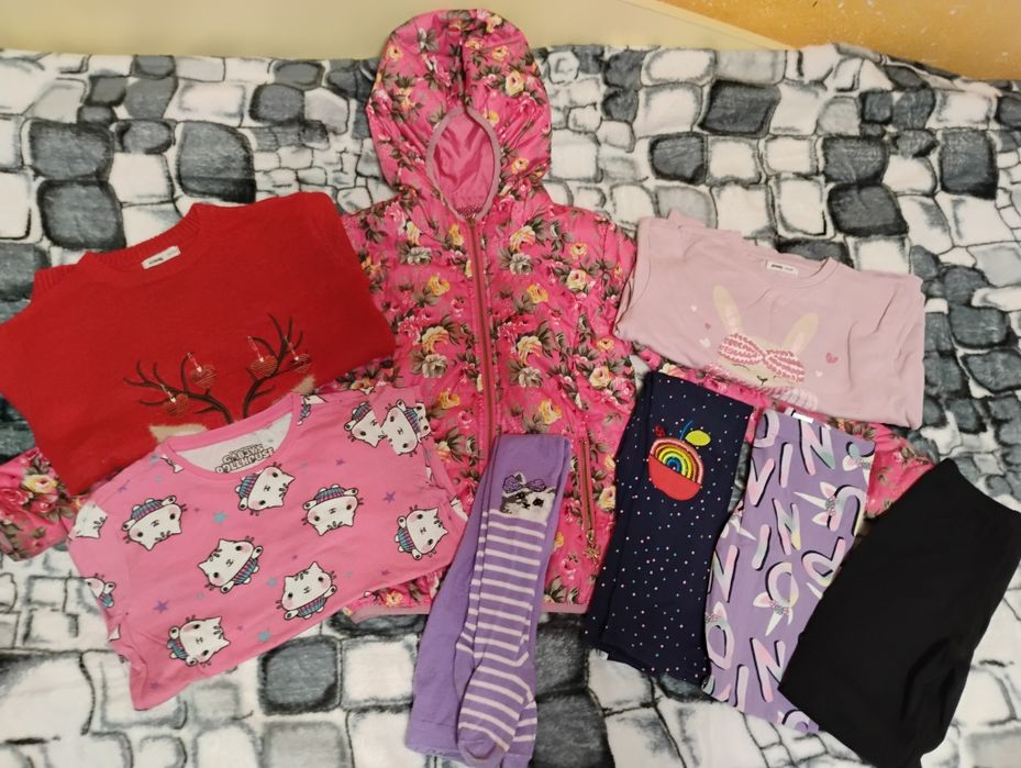 Лот за момиченце 128.