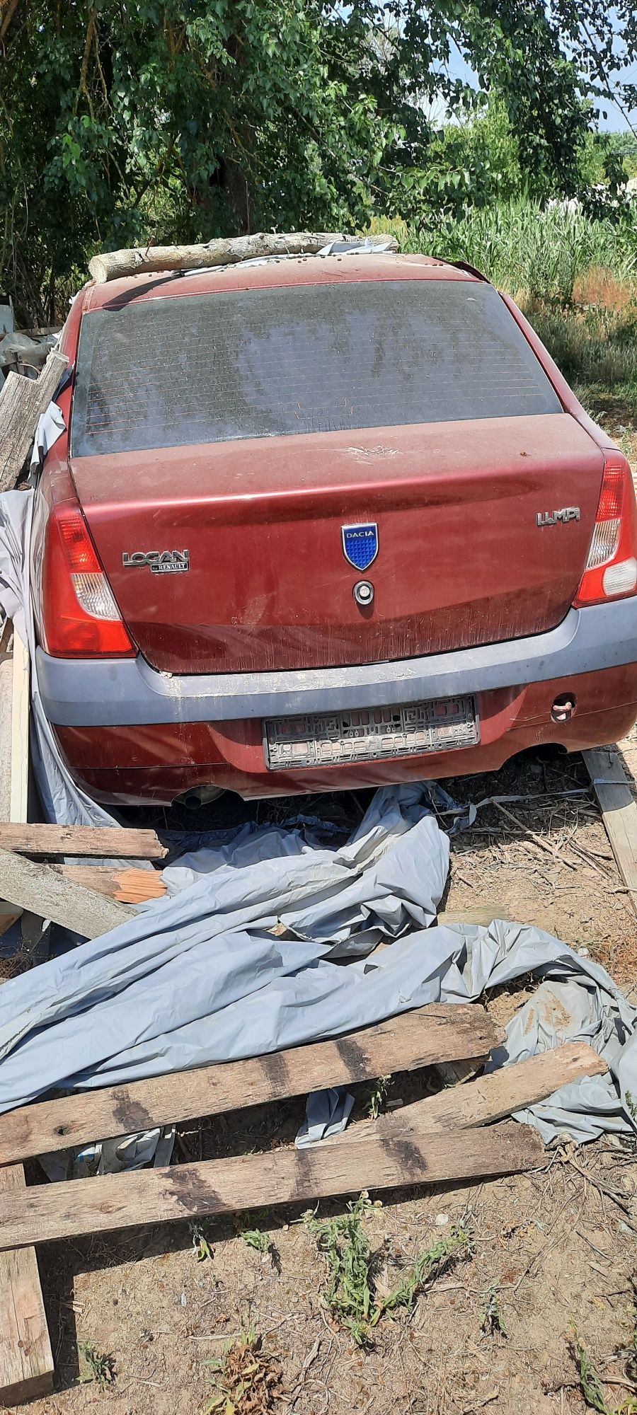 Dacia Logan avariat!!