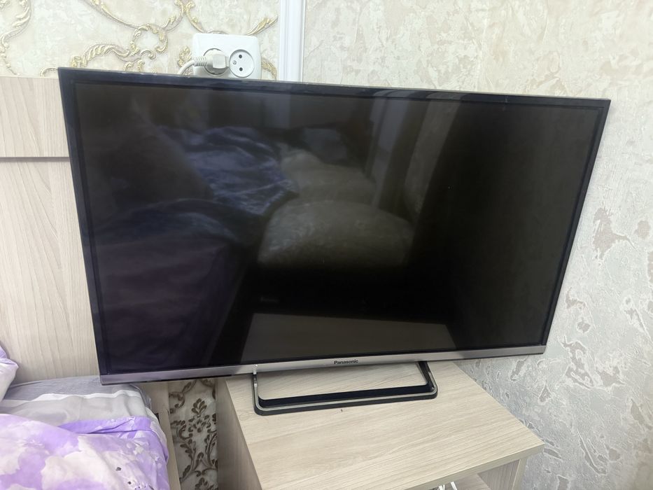 Продам тв 72 см