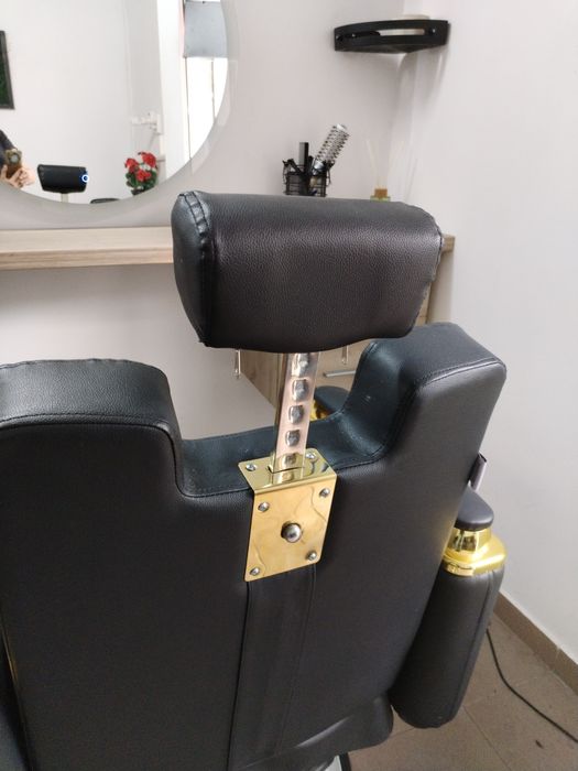 Scauna frizerie, barbar