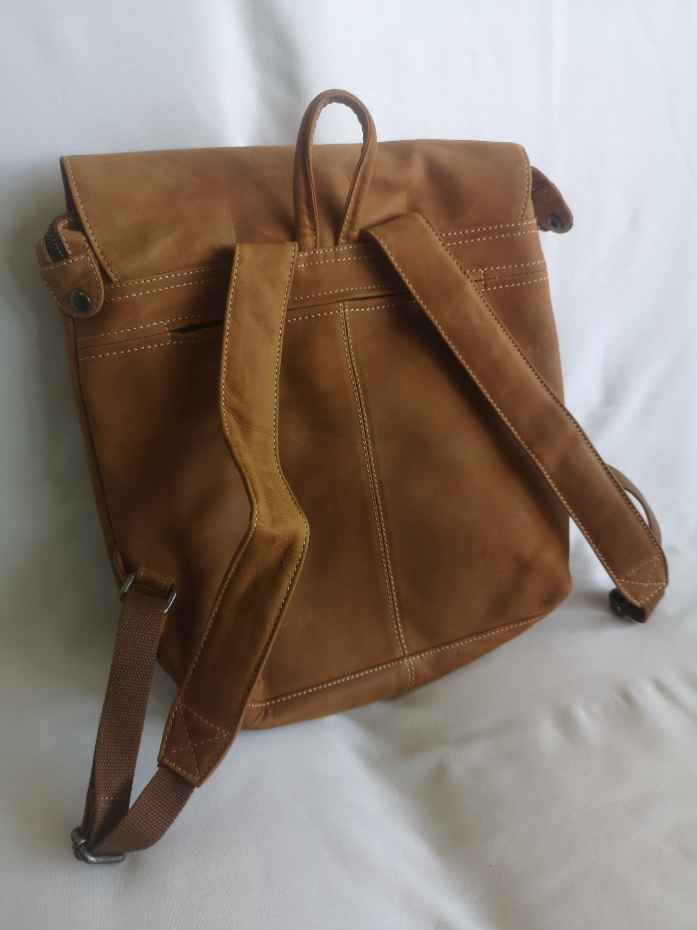 Gusti Leder, раница естествена кожа