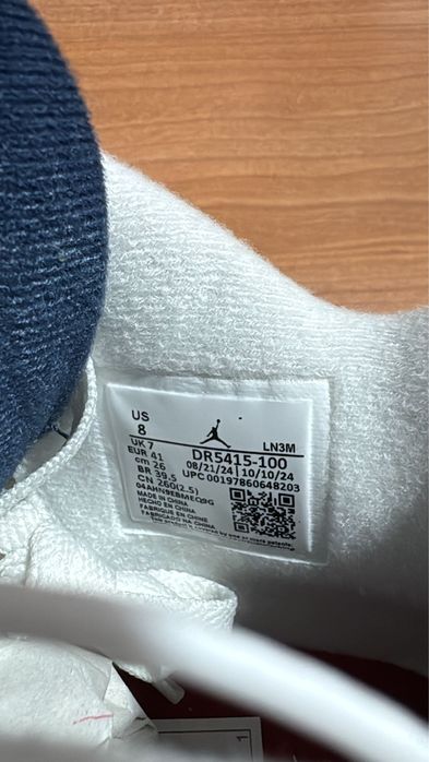 Jordan 4 NAVY SB noi in cutie originali