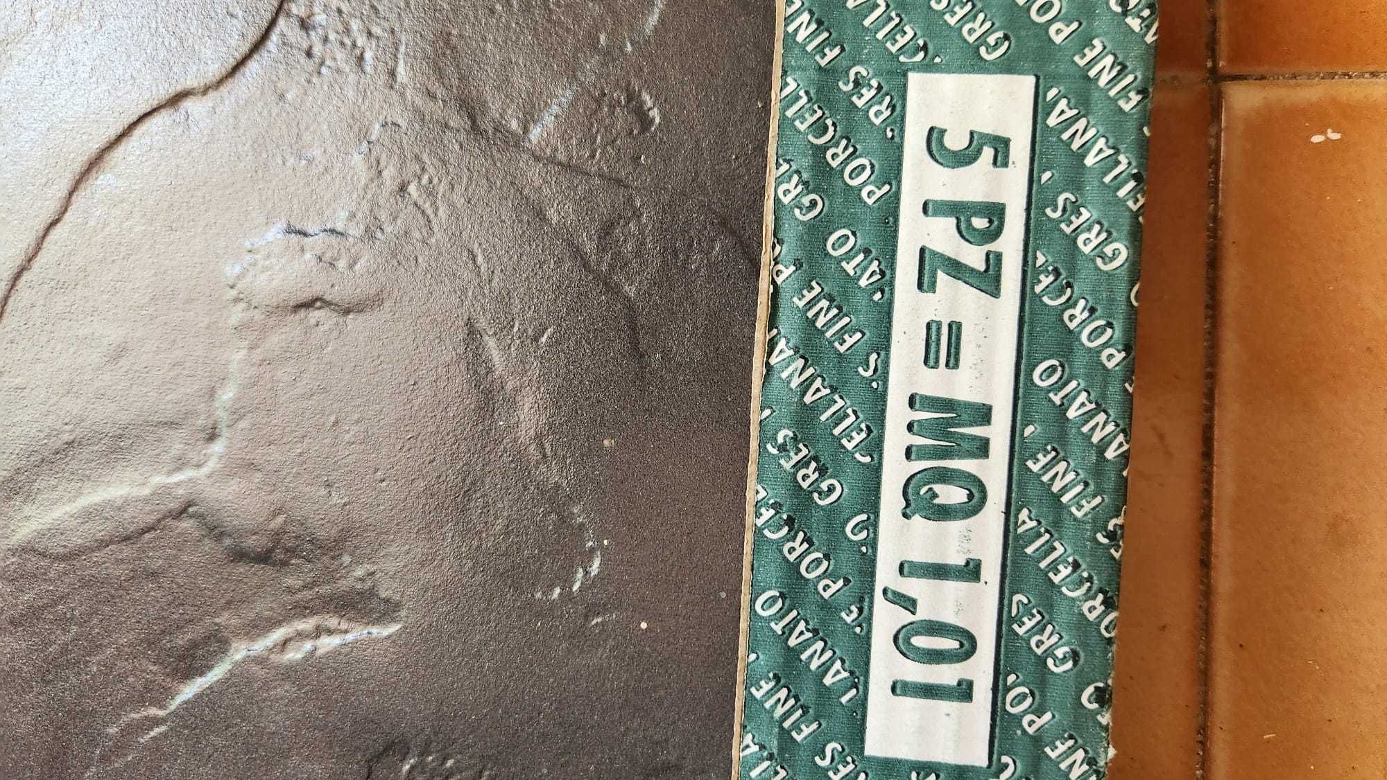 Гранитогрес релефен 30×30см плочка