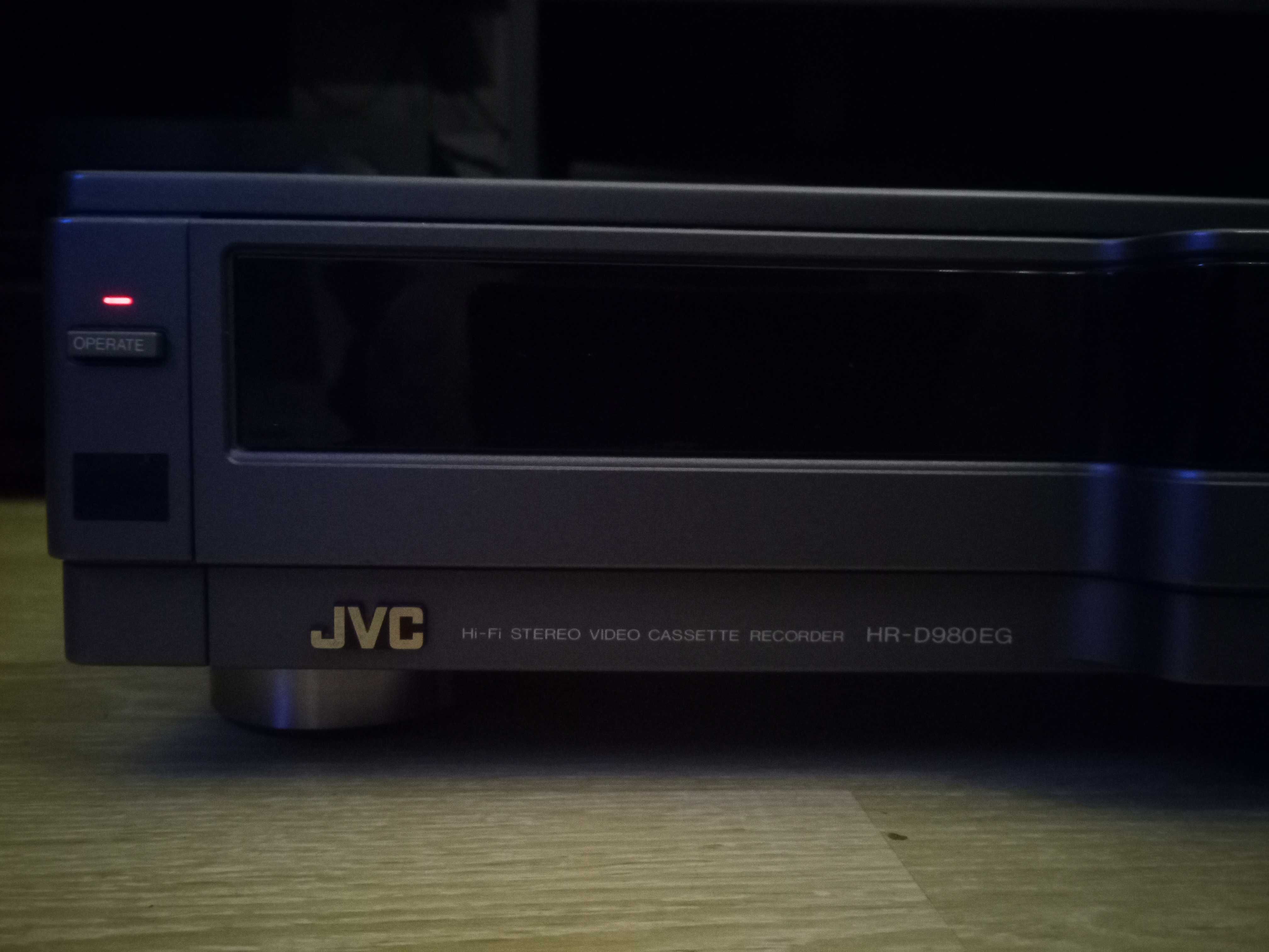 Videorecorder VHS JVC HR-D980, cititi atent anuntul