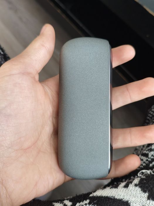 Iqos iluma pen aproape nou