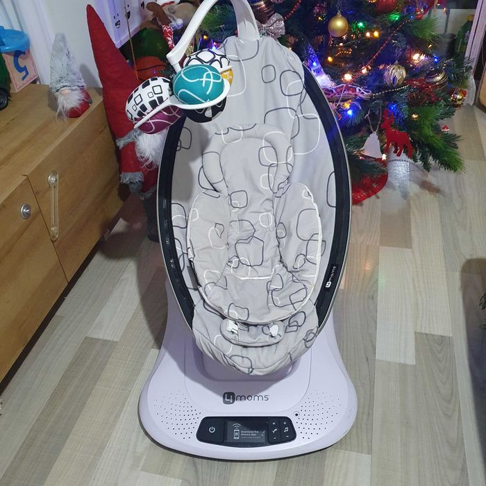 Balansoar electric 4moms mamaRoo + inserție nou-născut
