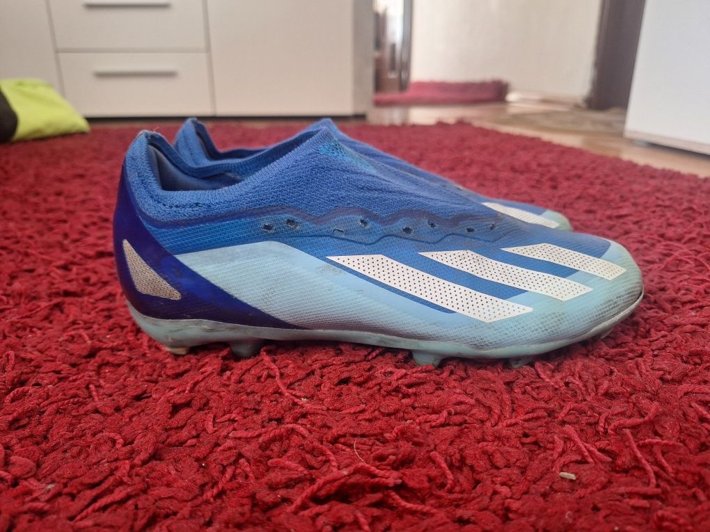Vând Ghete de fotbal adidas crazyfast