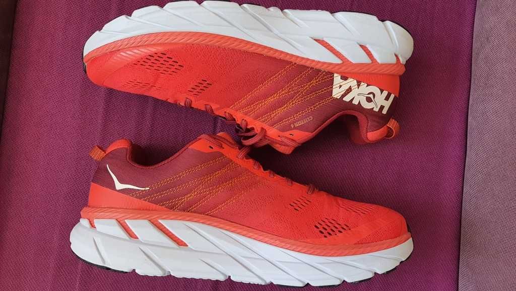 Pantofi alergare HOKA Clifton 6 Red marimea 45 1/3 zero km