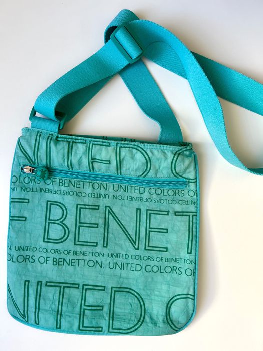 Benetton малка текстилна чанта в светло зелен цвят