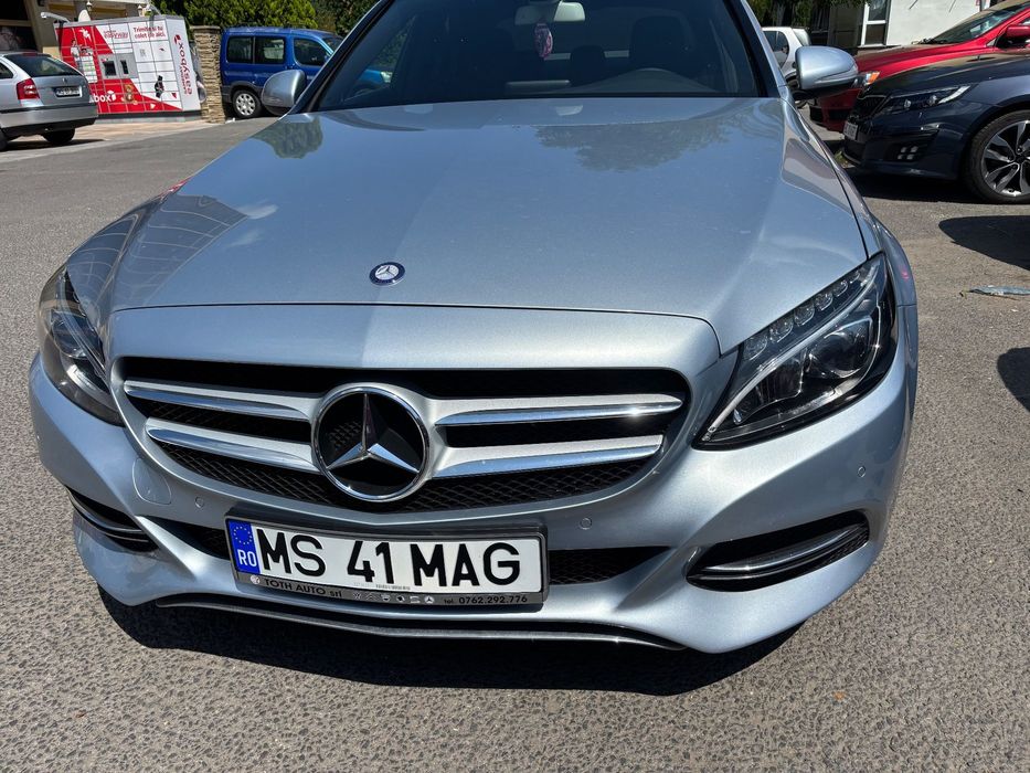 Mercedes-Benz C 2015, automat