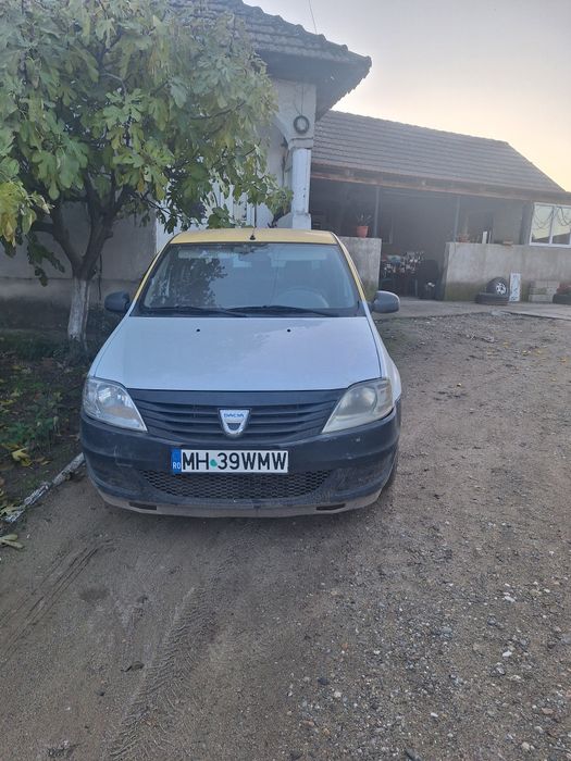 Vând Dacia Logan motor 1.4 benzina +GPL din anul 2010