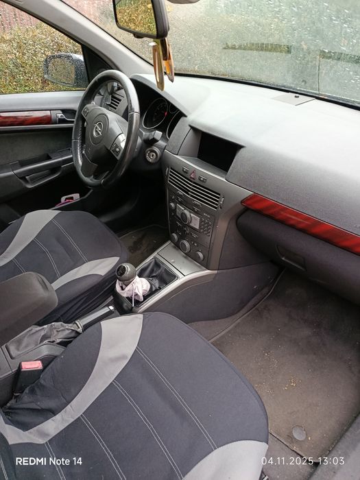 Opel Astra H 18 benzină
