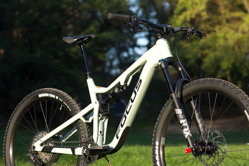Bicicleta full suspension Focus Jam 6.9 29er  NOU / Factura / Garantie