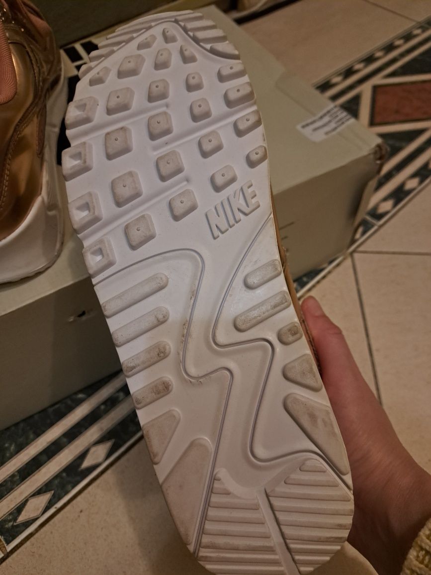 Маратонки Nike AirMax