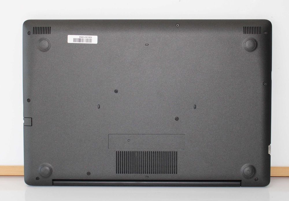 Лаптоп DELL Latitude E3590 15.6'' i5-8250U/8GB/256SSD