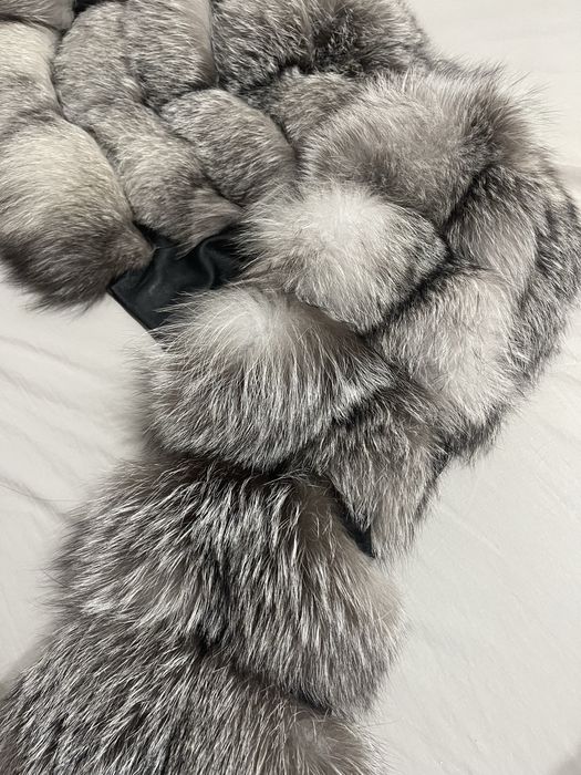 Haina de blana din vulpe naturala