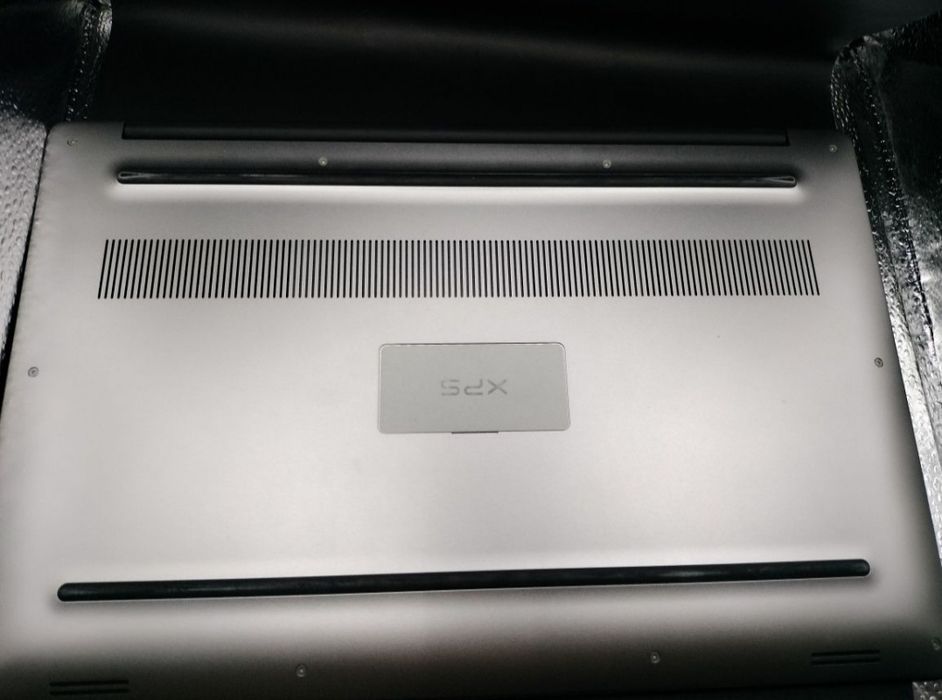 Laptop touch Dell XPS Intel i7 16GB-RAM 512GB SSD NVIDIA GeForce 1050