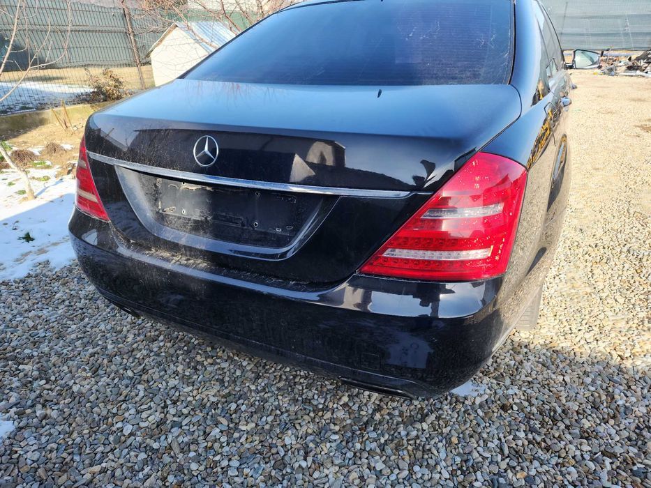 Dezmembrez Mercedes S class W221 facelift S350 S400 S500 piese motor