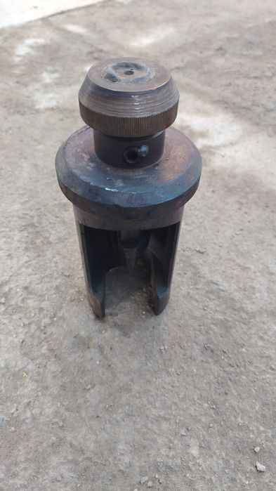 Нагаловник Д 50 для Буравой станок