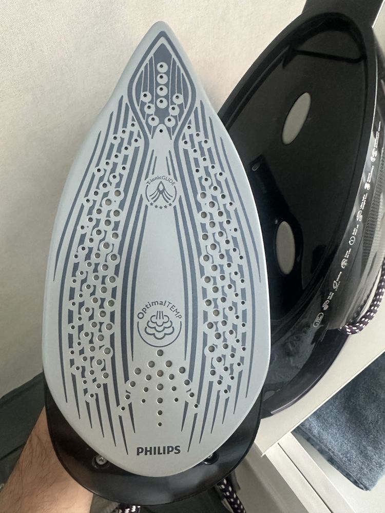 Гладильная система Philips GC-9675 фиолетовая