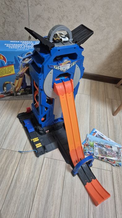 Парковка Hot wheels